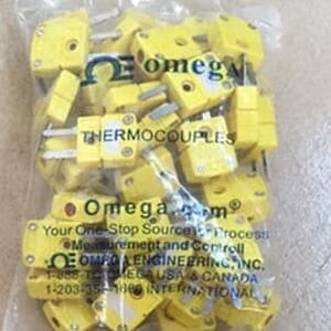 pannel mounted TC socket packing 03